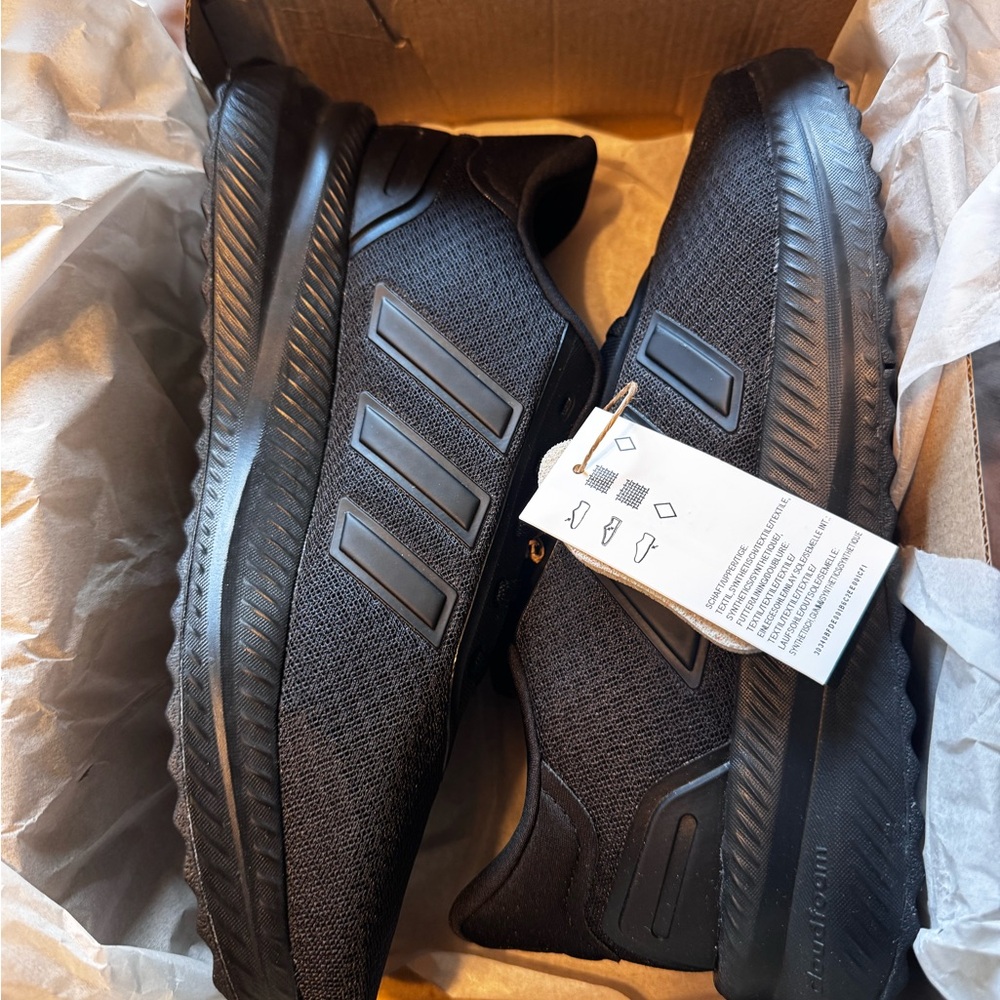 Black Athletic Running Shoes - Unbranded Comfort Sneaker